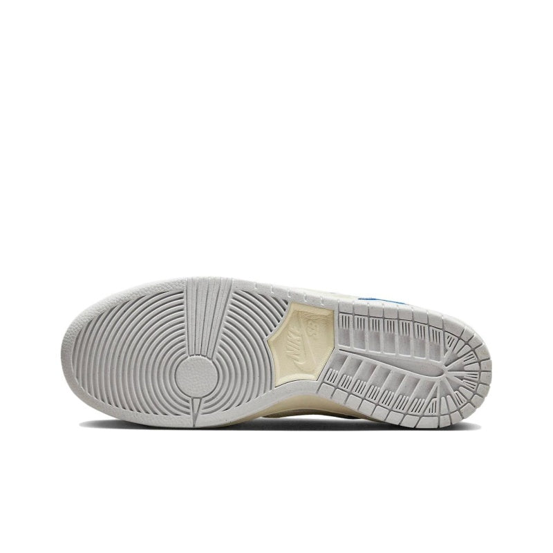 Nike SB Dunk Low Fly Streetwear - Hypepieces