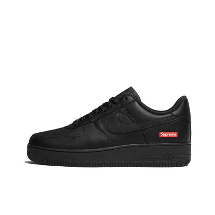 Nike Air Force 1 Supreme Triple Black