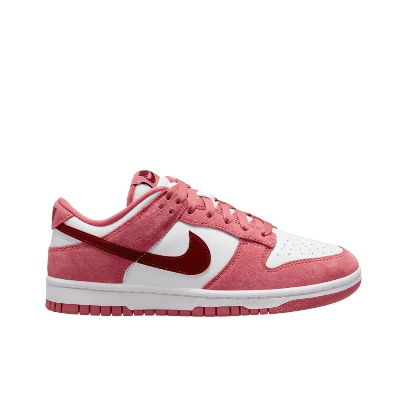 Dunk Low Valentines Day