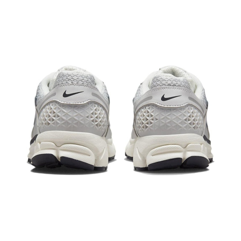 Nike Zoom Vomero 5 Metallic SIlver - Hypepieces