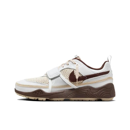 Travis Scott Zoom Field Jaxx Light Chocolate