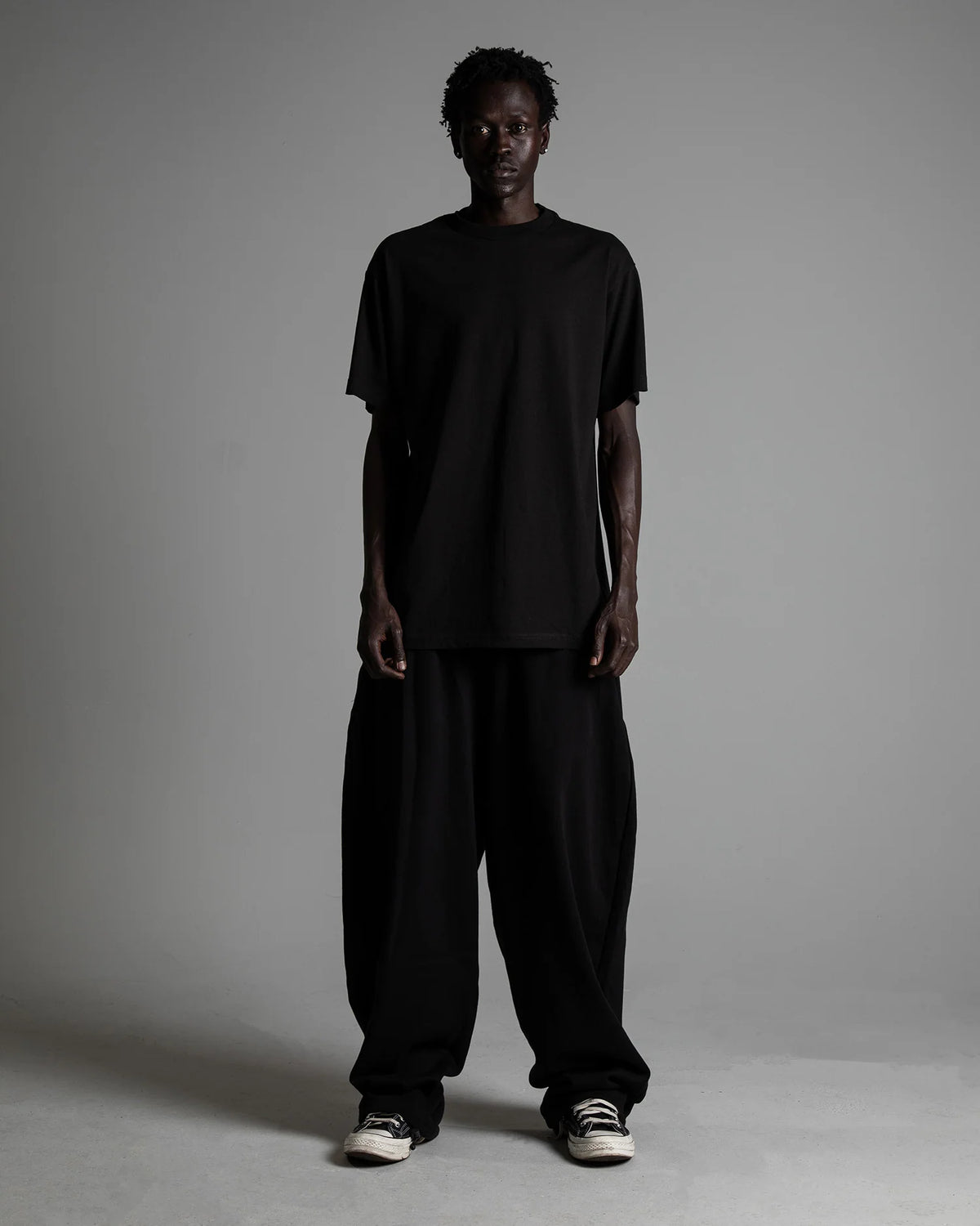 Shaka Wear 6.0oz Active Short Sleeve 'Black'