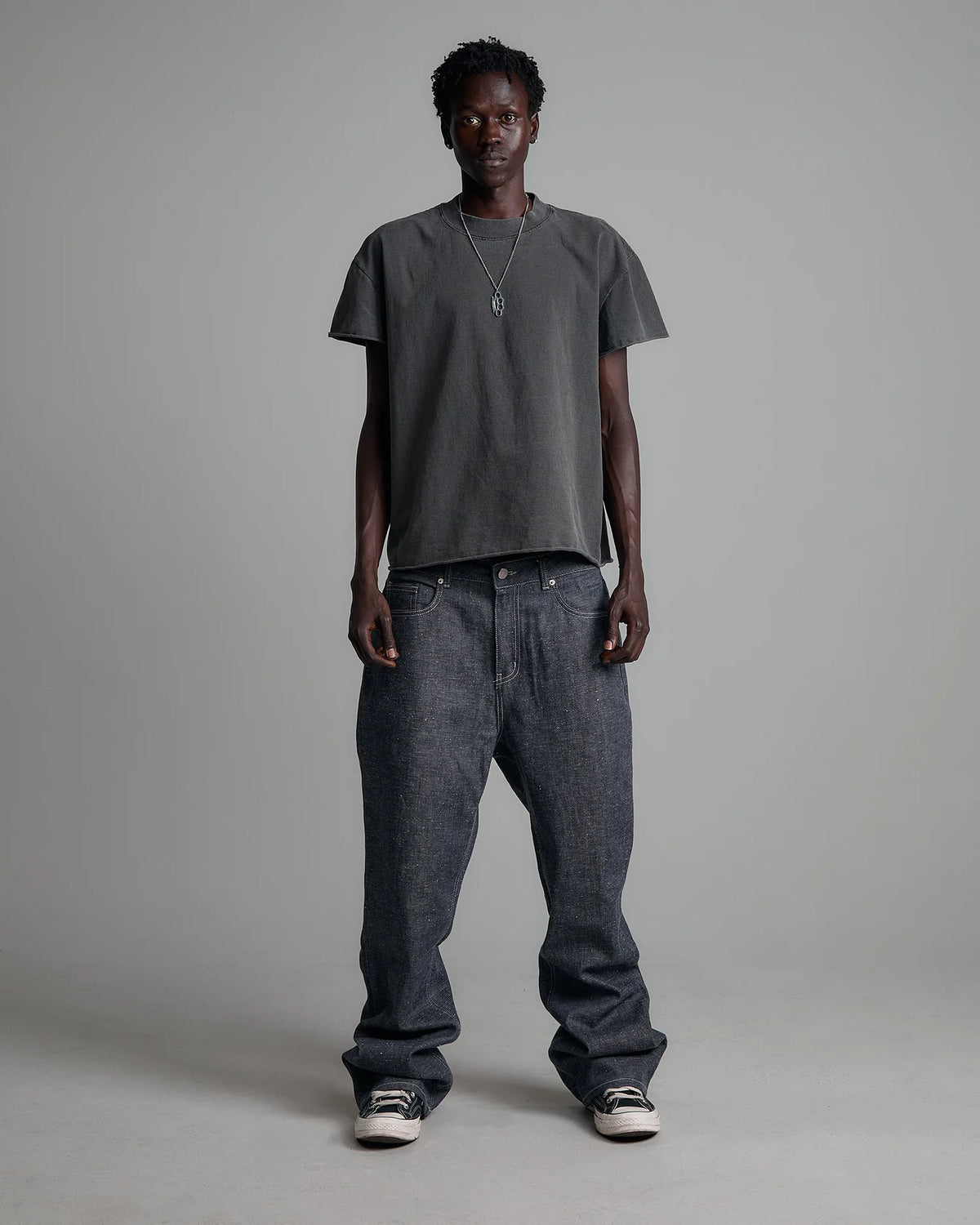 Shaka Wear 7.5oz Heavyweight Raw Hem Tee 'Shadow Grey'