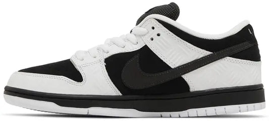 TIGHTBOOTH x Nike Dunk Low SB - Hypepieces