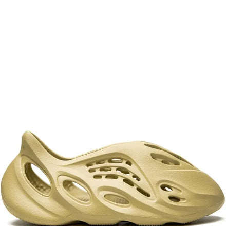 Yeezy Foamrunner Sulfur