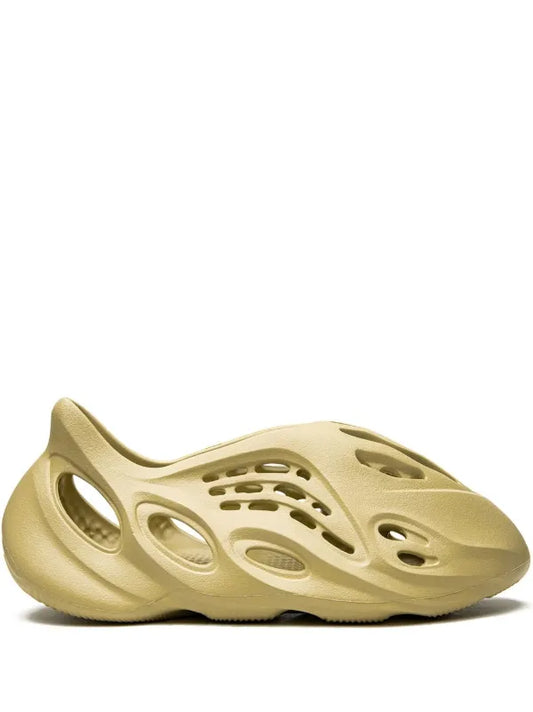 Yeezy Foamrunner Sulfur