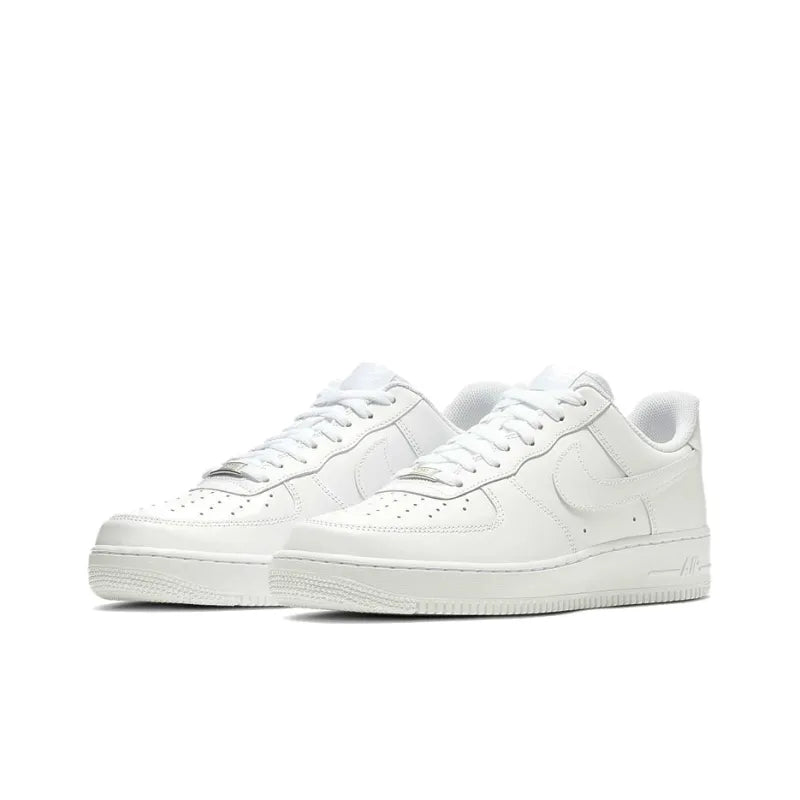 Nike Air Force 1 Triple White